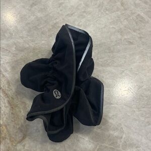 lululemon athletica Black Hair Scrunchie